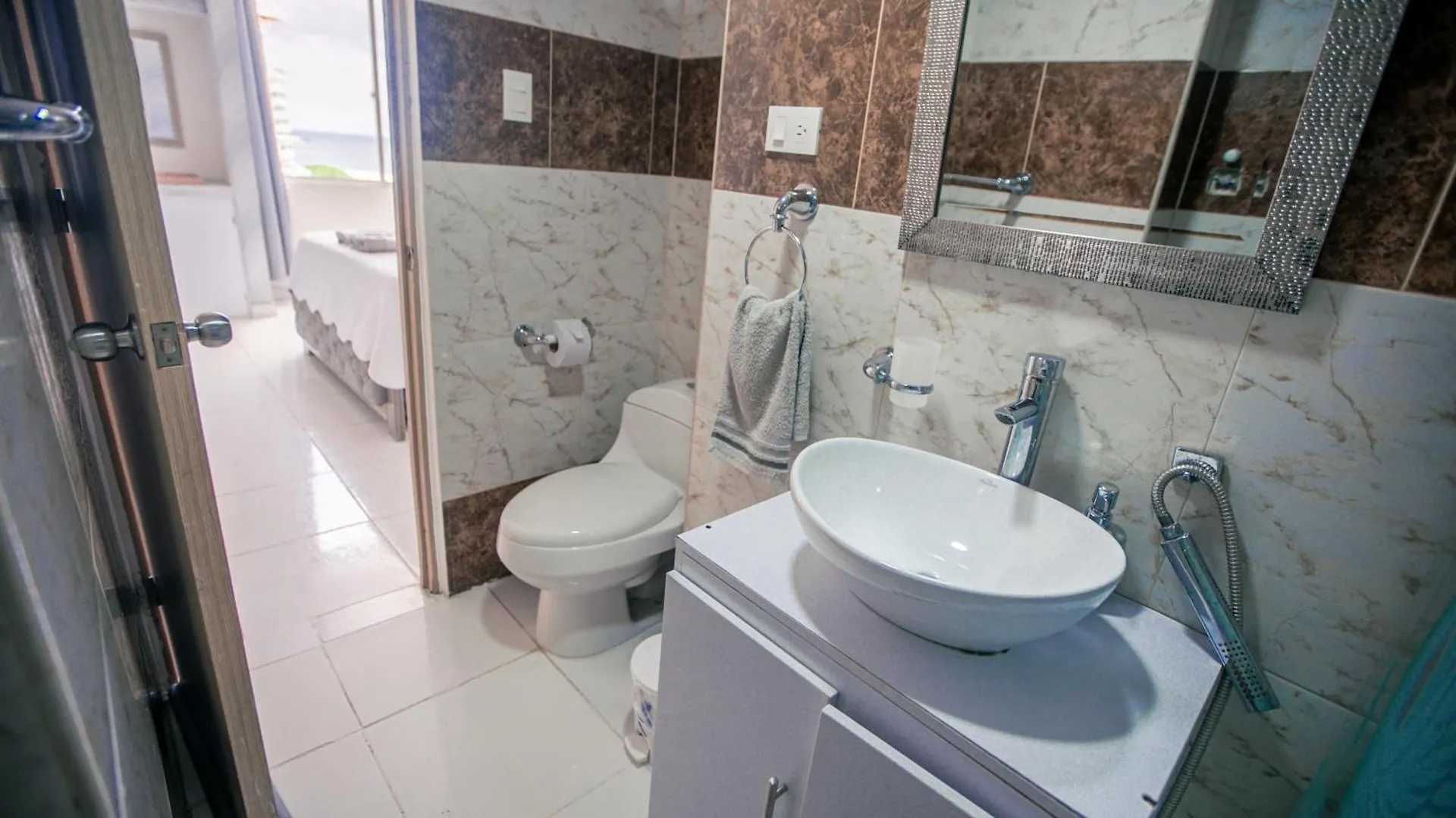 アパート Stylish & Renovated Condo In El Laguito, Cartagena